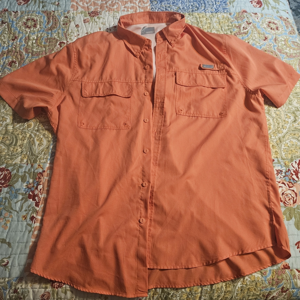 Men's Short-Sleeve Button-Down Shirt in Coral Orange